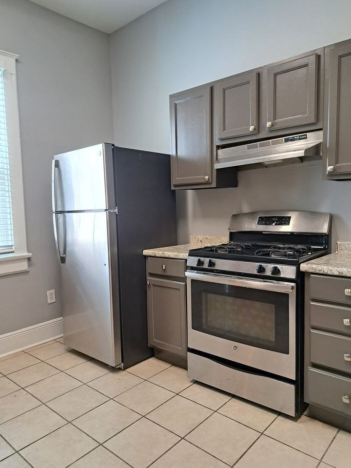 4220 Eagle St - Photo 4 of 14