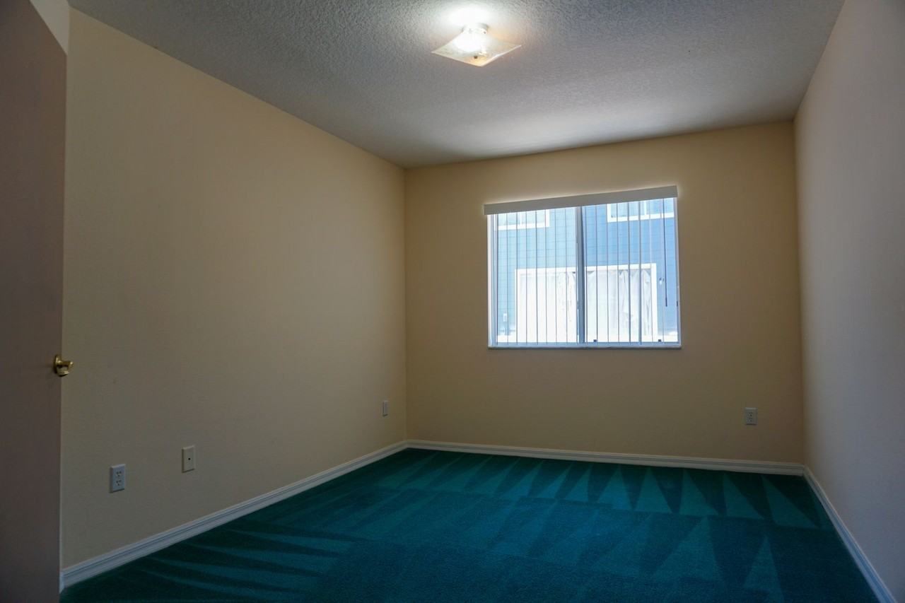 132 Mango Dr - Photo 6 of 22