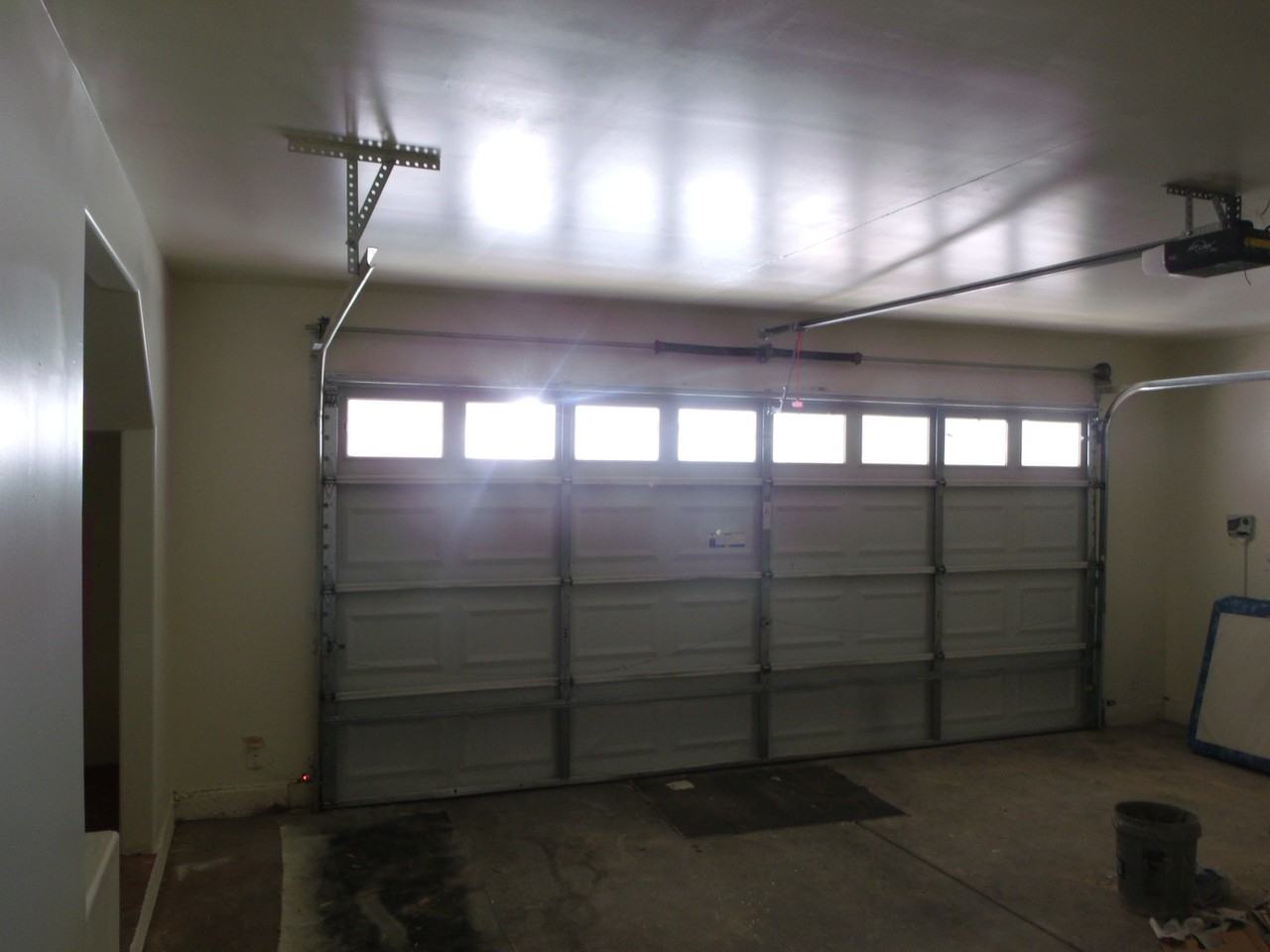 1101 Cliffbrook Hedge Ave - Photo 5 of 16