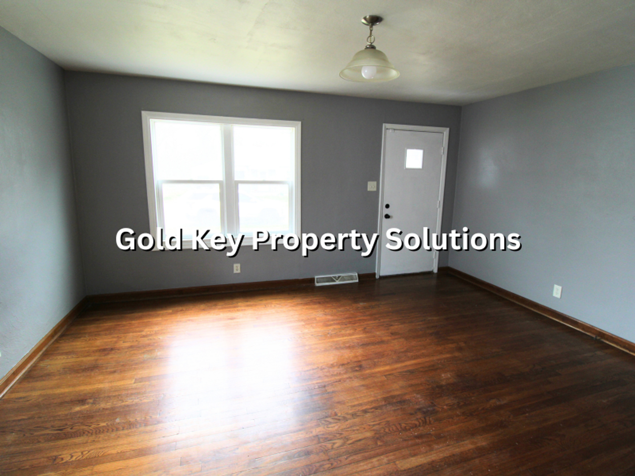 405 E 34th St - Photo 7 of 17