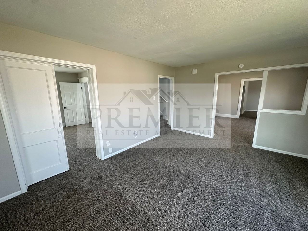 184 W North St - Photo 6 of 30