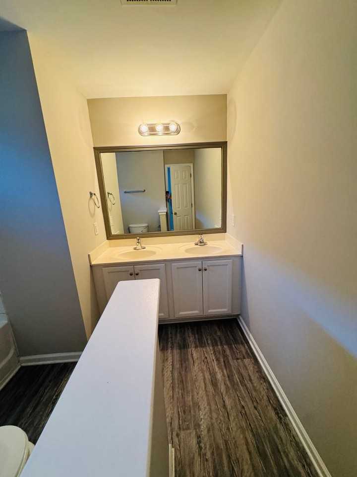 5420 Henderson Oaks Dr - Photo 6 of 18