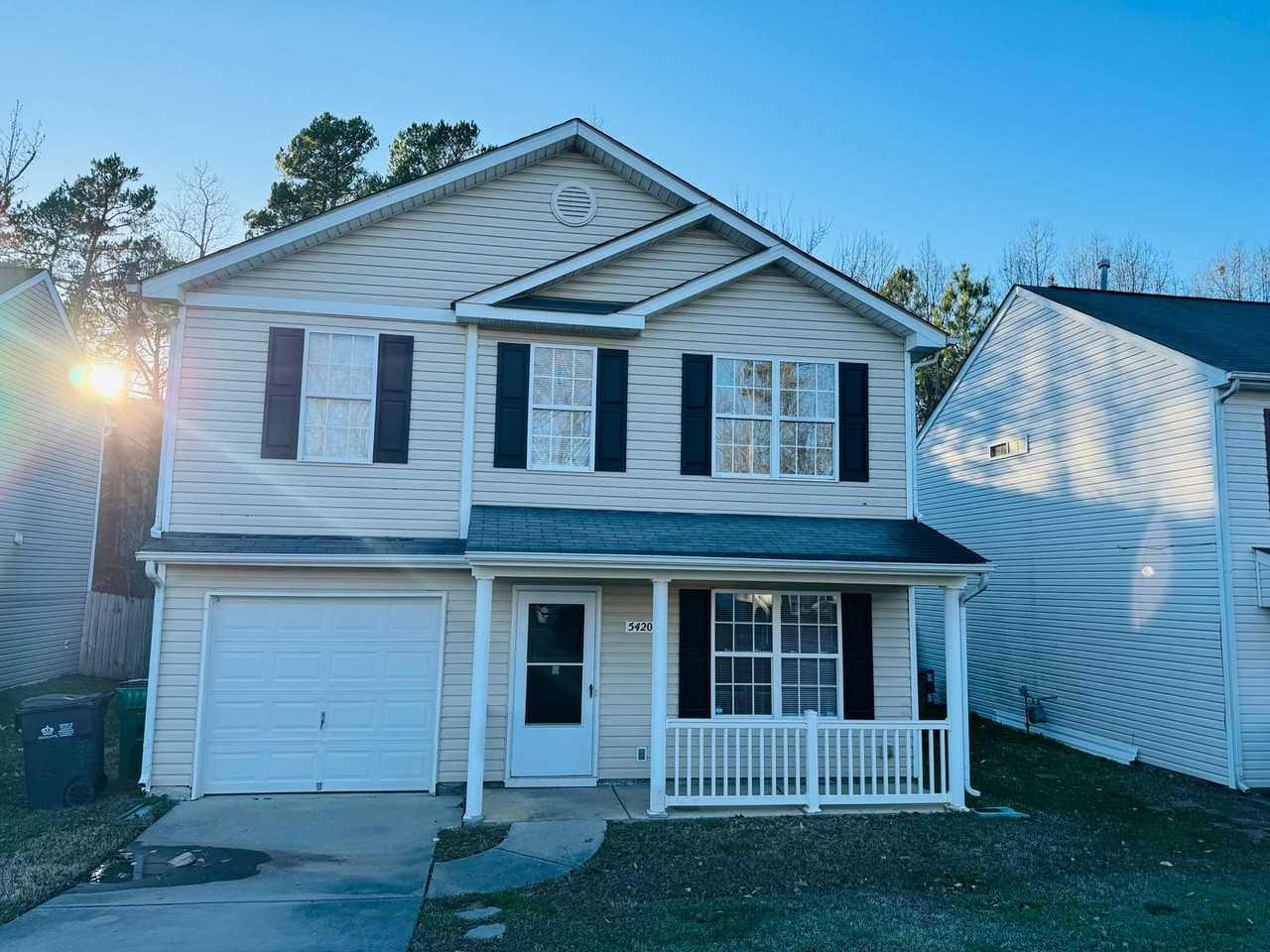 5420 Henderson Oaks Dr