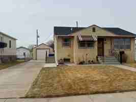 featured image of 3014 Avenue E