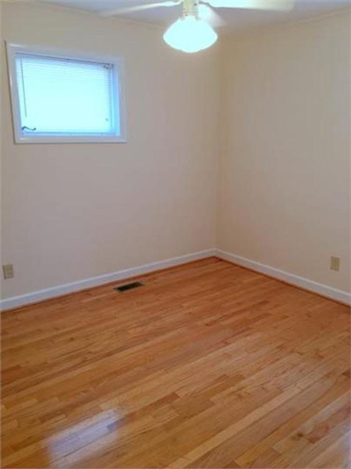 1112 Brennen Rd - Photo 6 of 6