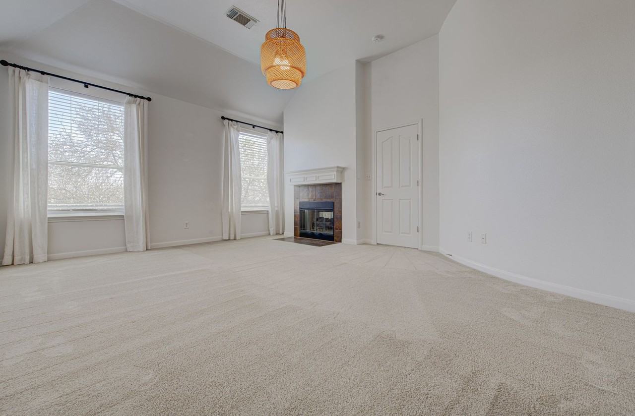 12512 Capitol Saddlery Trl - Photo 4 of 41