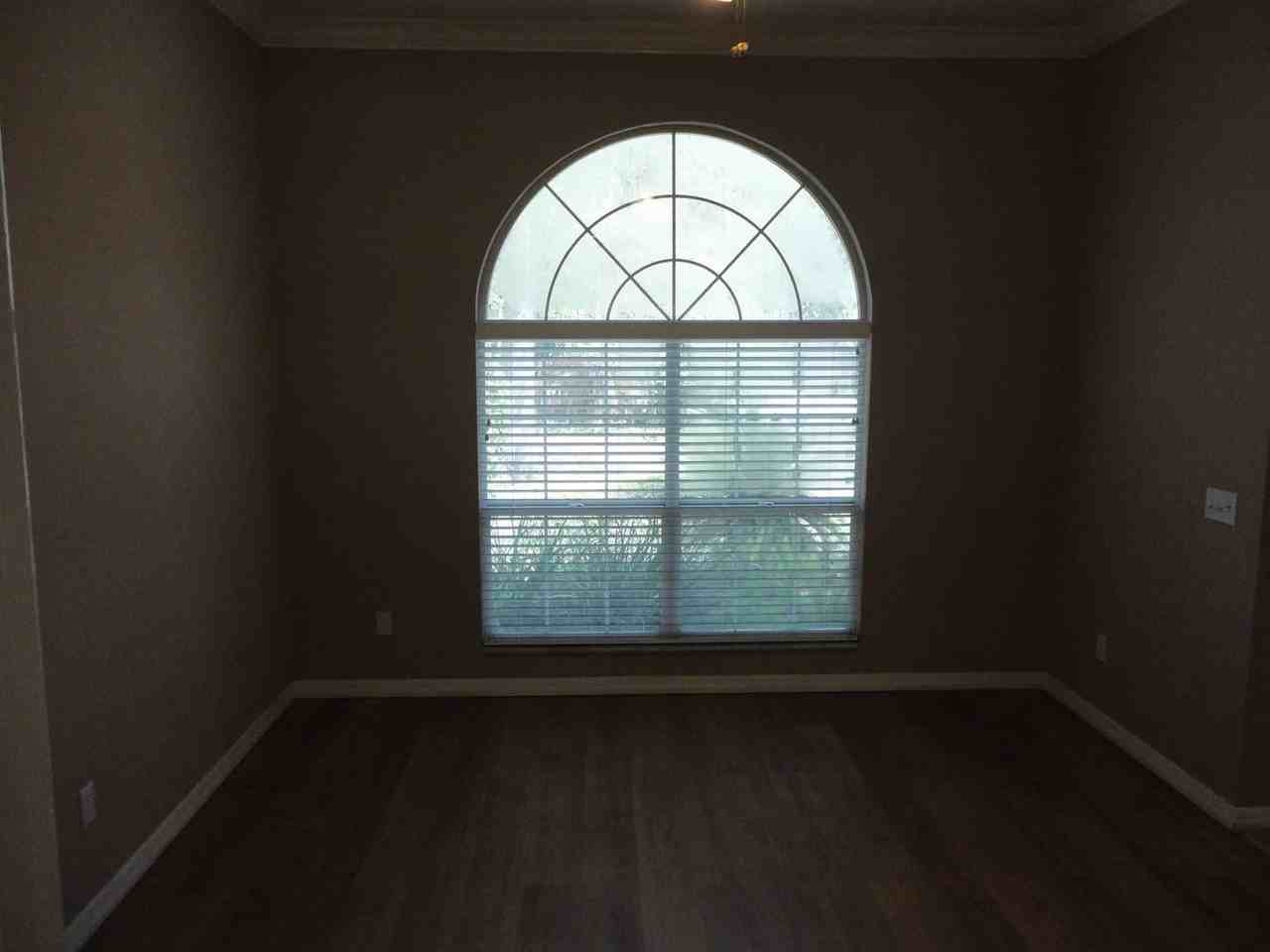 1112 Nw 58th Ter - Photo 7 of 25