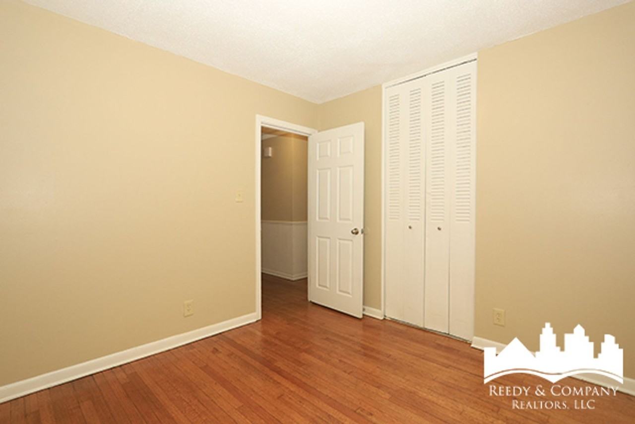 4227 Kenosha Rd - Photo 4 of 18