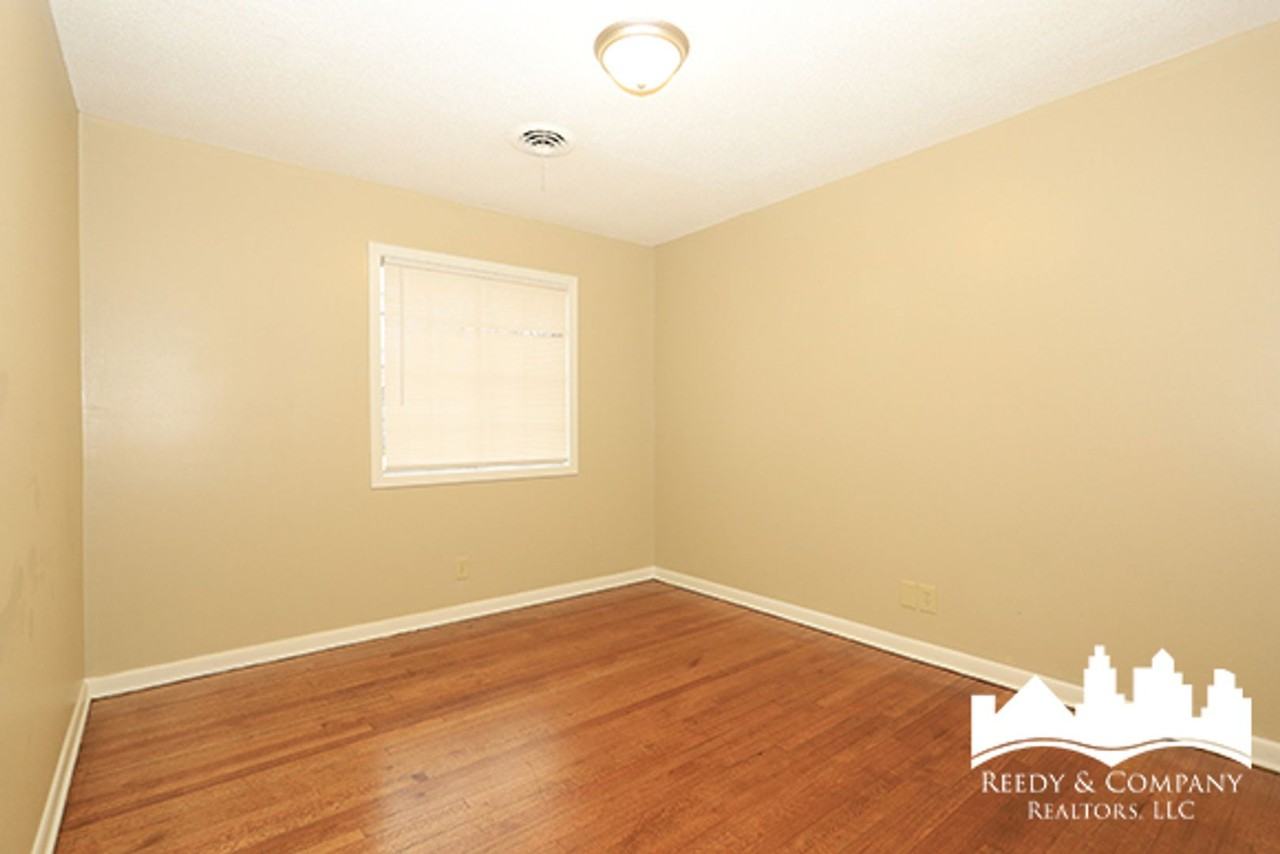 4227 Kenosha Rd - Photo 7 of 18