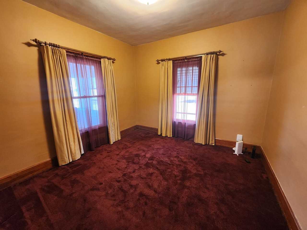 1050 Walnut St - Photo 6 of 15