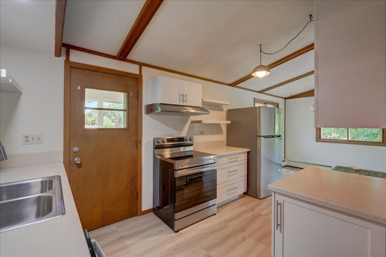 6404 Maywood Ave - Photo 2 of 44