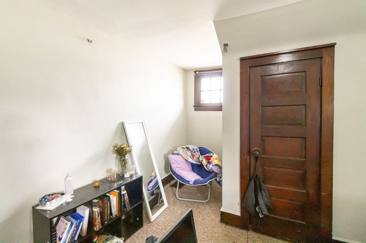 101 S College Ave - Photo 3 of 11