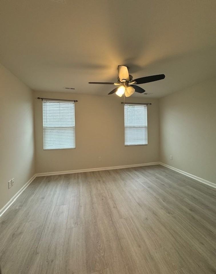 936 Taybyn Rd - Photo 7 of 22