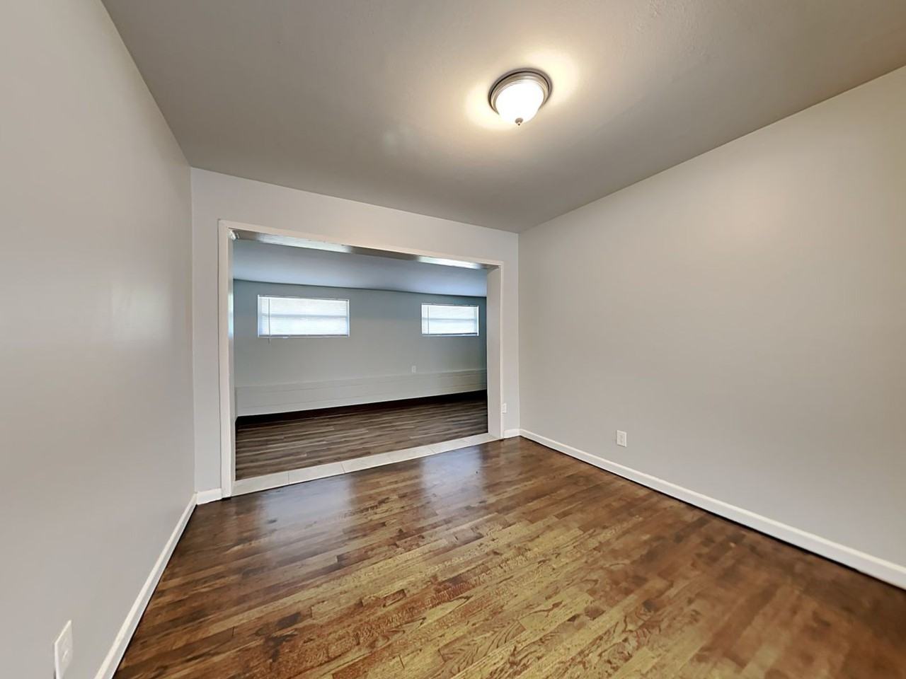 3124 Cesery Blvd - Photo 4 of 16