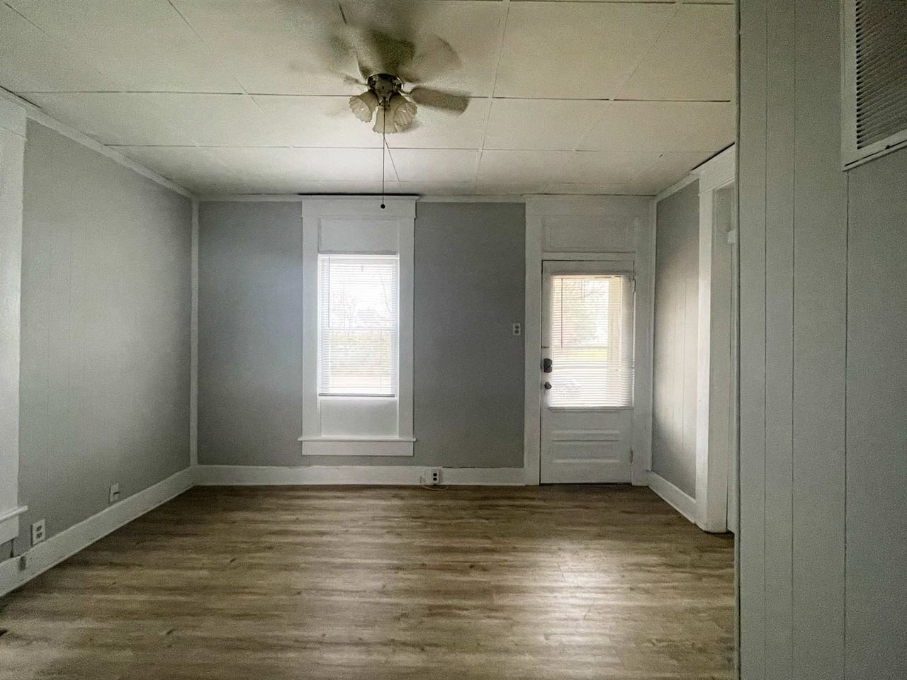 309 S Mckinley Ave - Photo 5 of 14