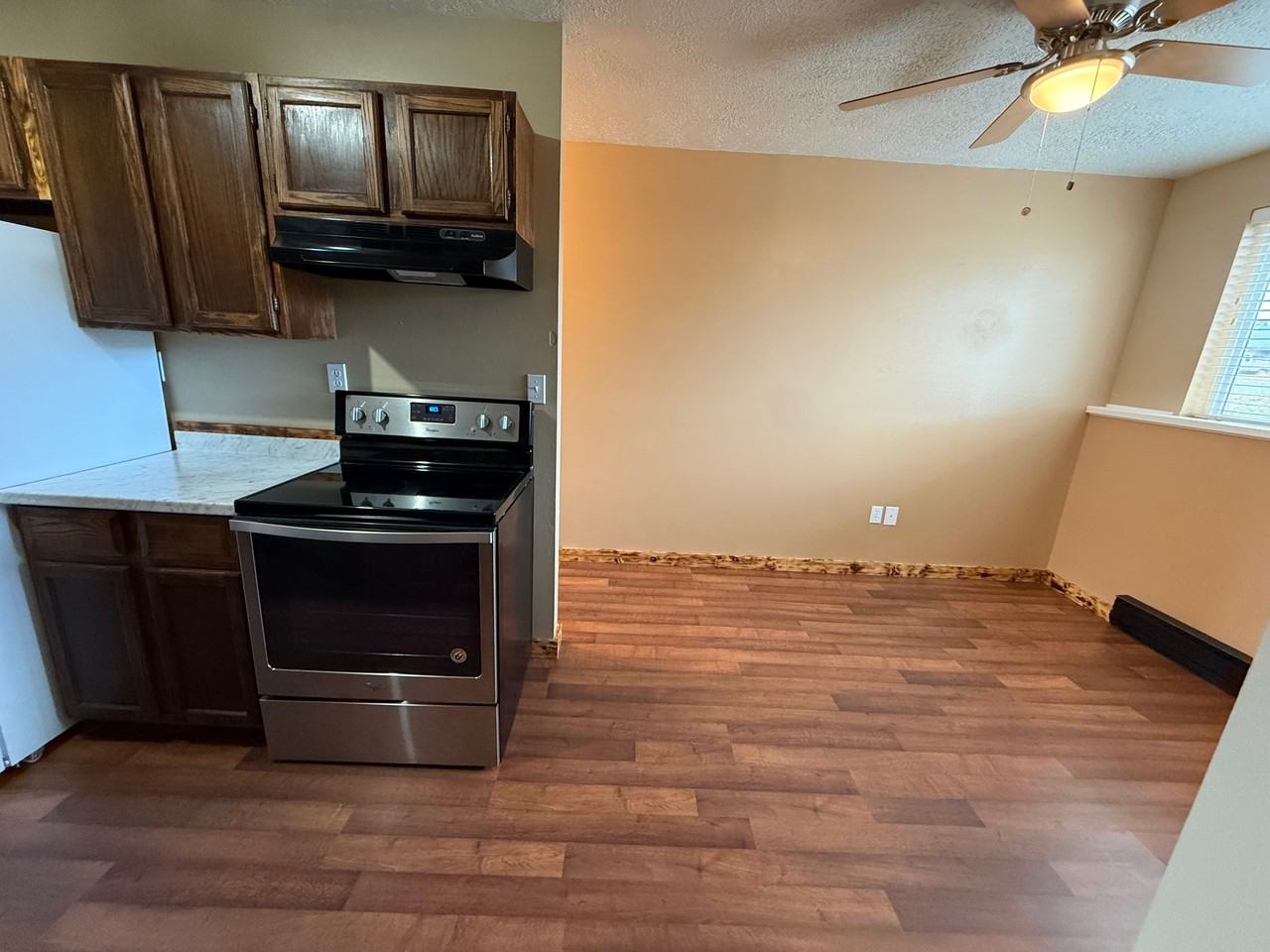 310 N 9th Ave #1 - Photo 2 of 17