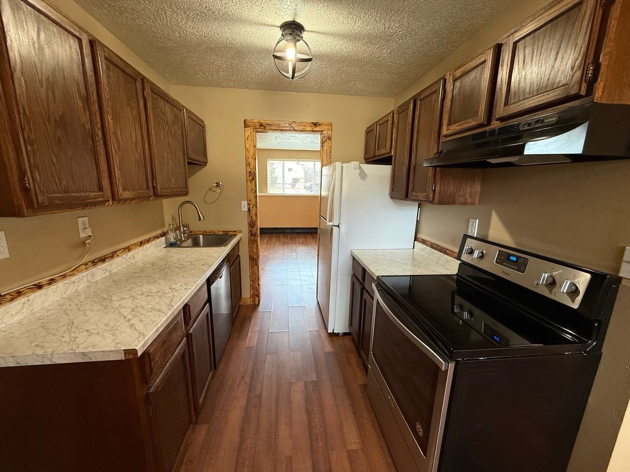 310 N 9th Ave #1 - Photo 5 of 17