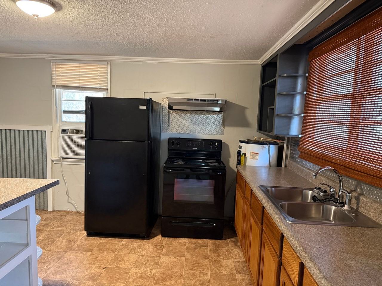 610 Two Notch Rd - Photo 5 of 13