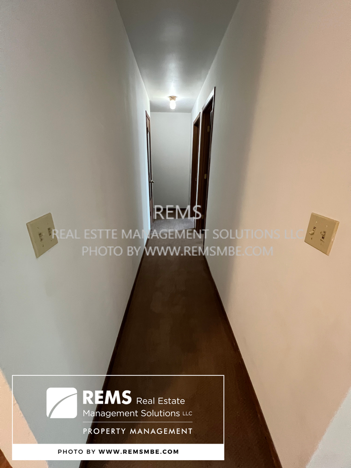 554 E Slifer St - Photo 4 of 12