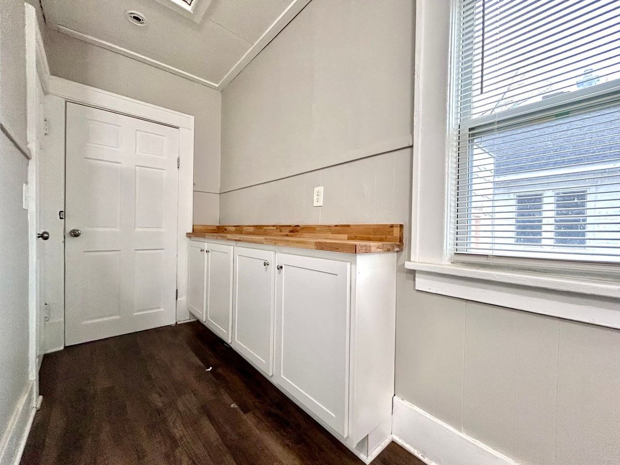 1768 Elwood St - Photo 7 of 24