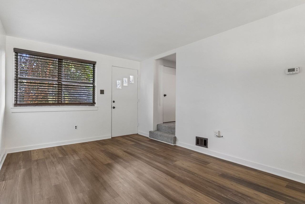 64 Faris Cir - Photo 5 of 24