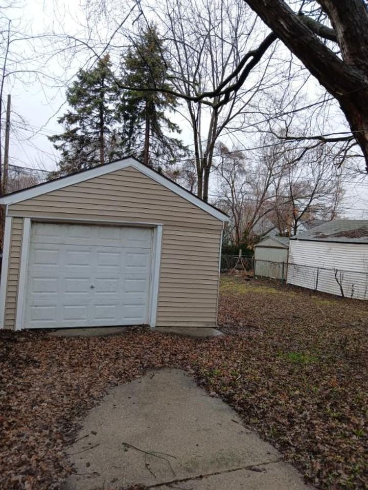 12075 12075 rossiter - JKAMM - Photo 2 of 6