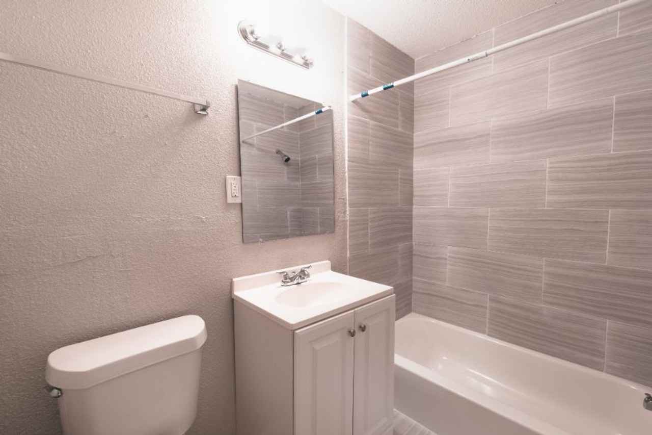 Eden Pointe - Photo 6 of 16