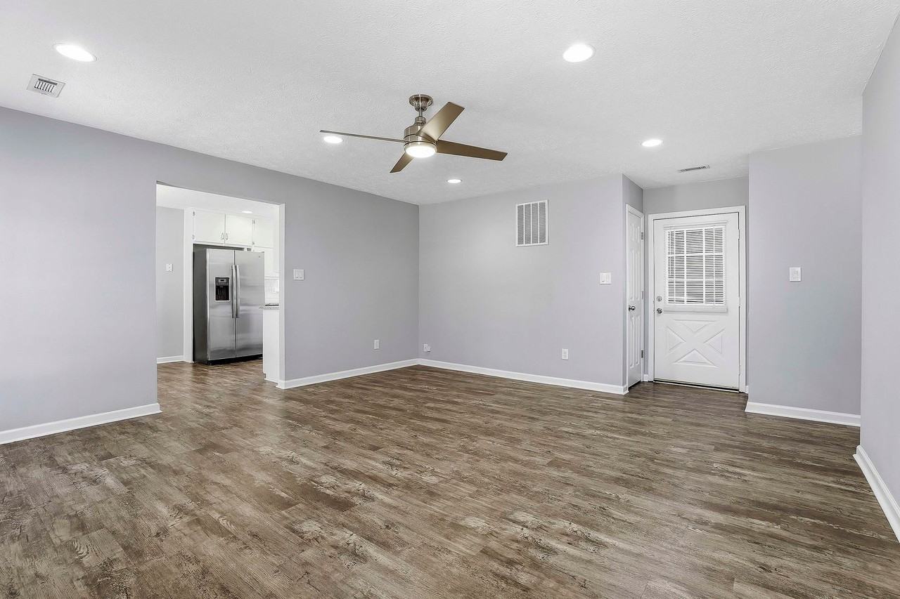 105 Linden Ln - Photo 6 of 21