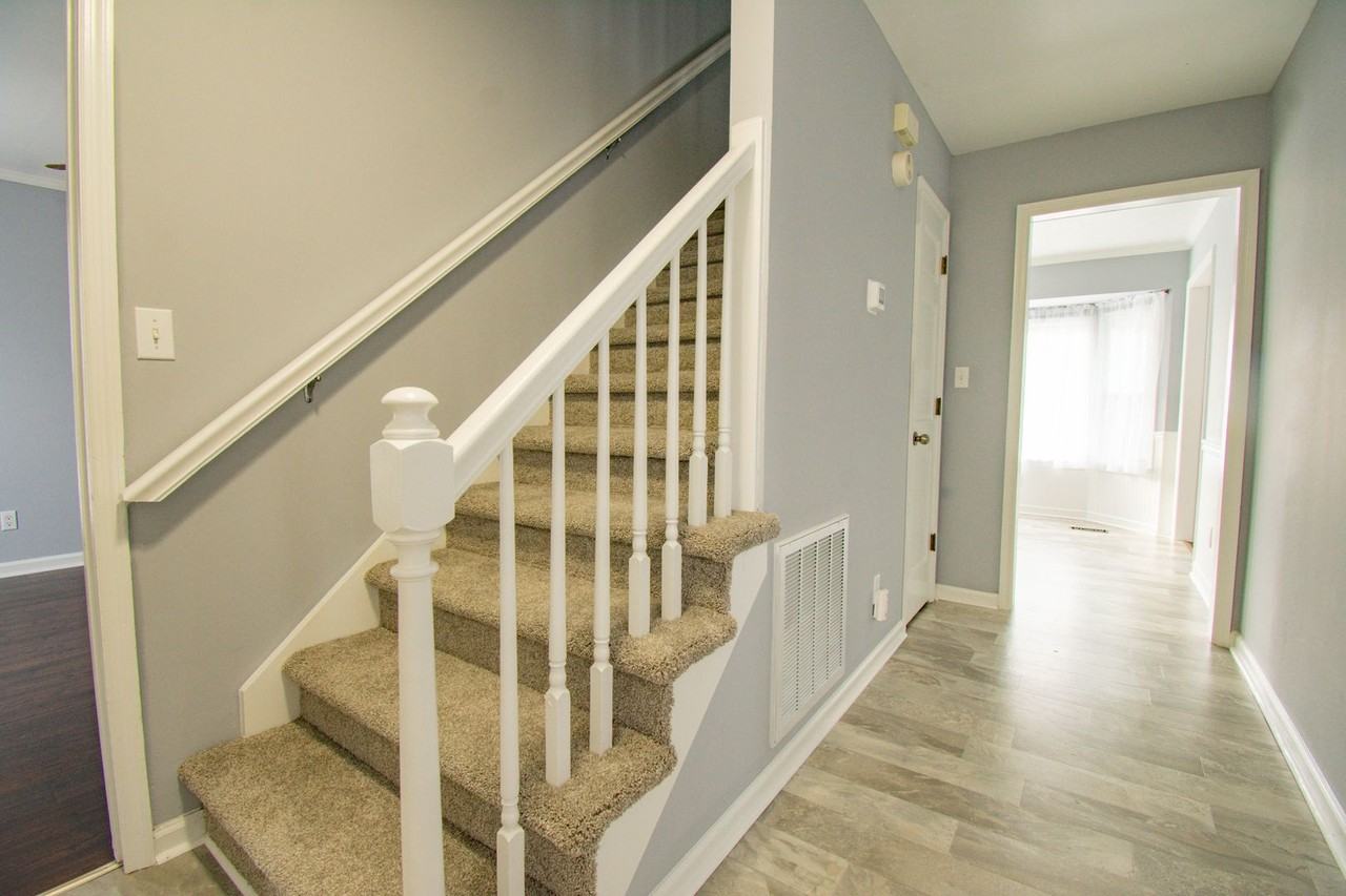 2494 Lakeheath Ct - Photo 3 of 27