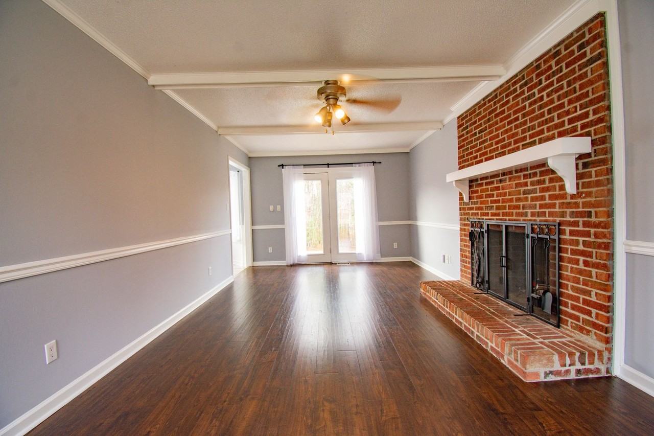 2494 Lakeheath Ct - Photo 4 of 27