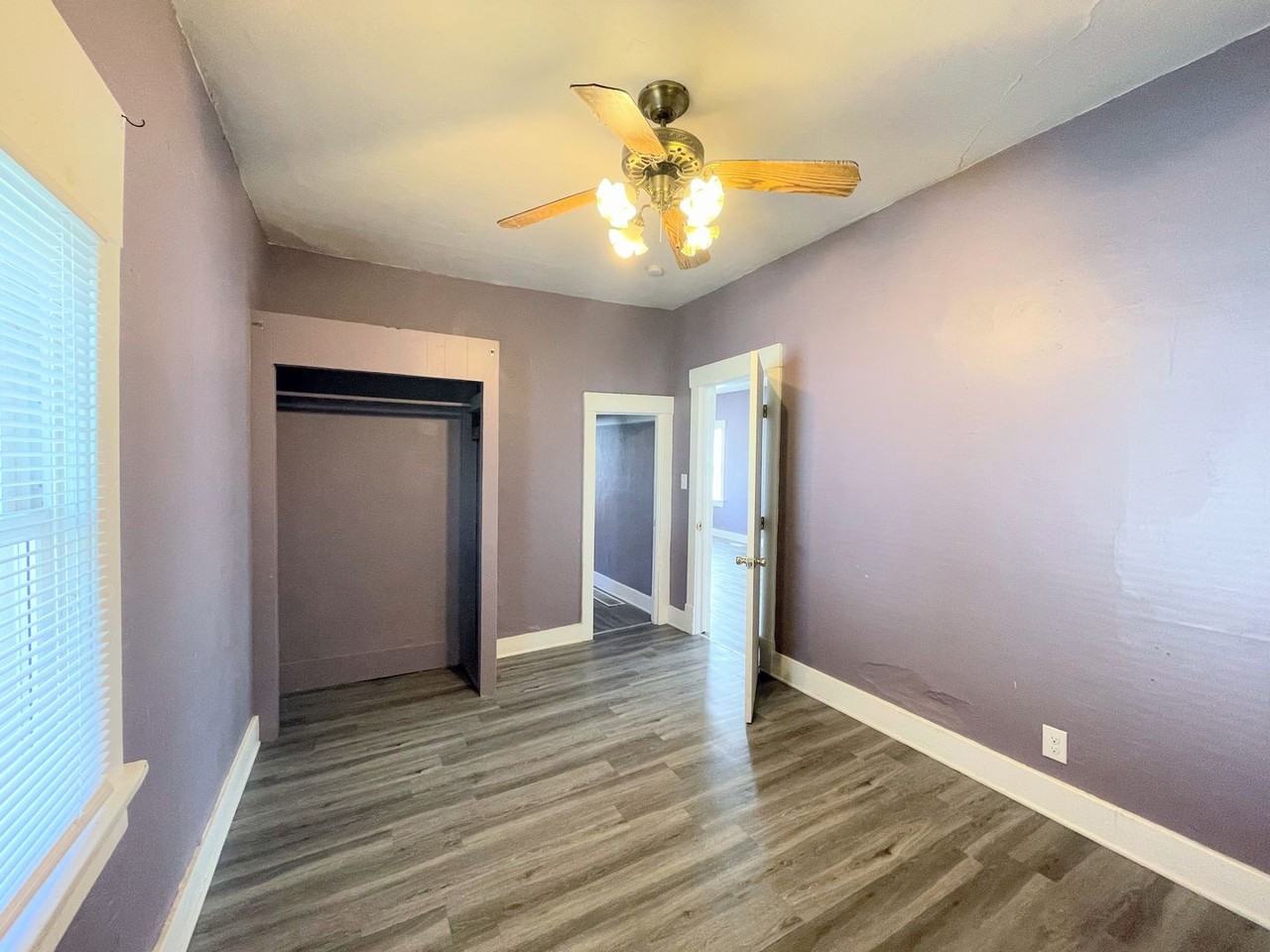 904 E 5th Ave - Photo 7 of 16