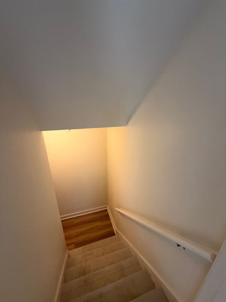 1439 Nightingale Rd - Photo 5 of 12