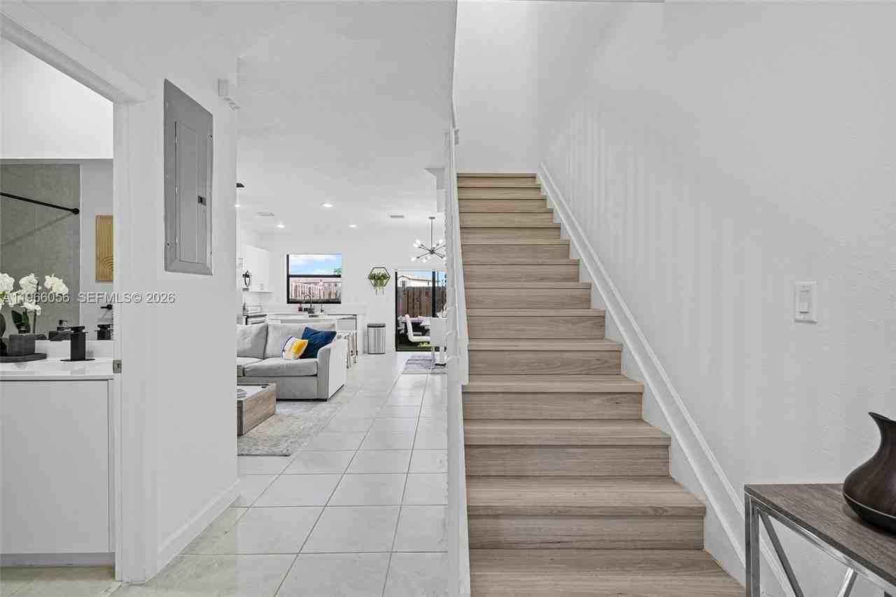 9941 Sw 231st Ln #9941 - Photo 5 of 29