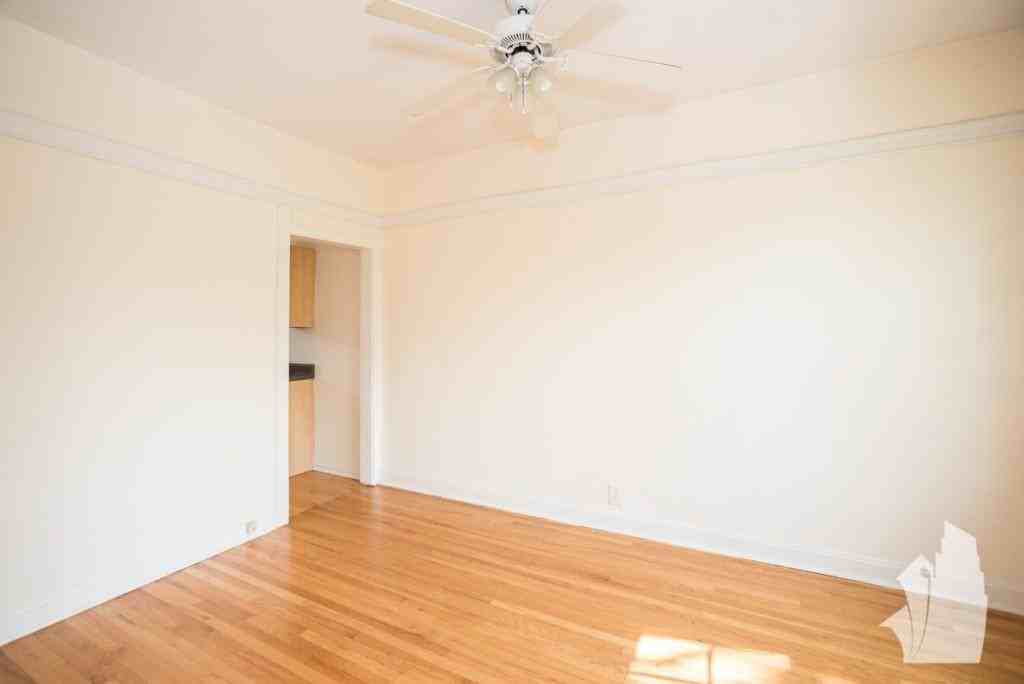 5103 N Winchester Ave - Photo 5 of 8
