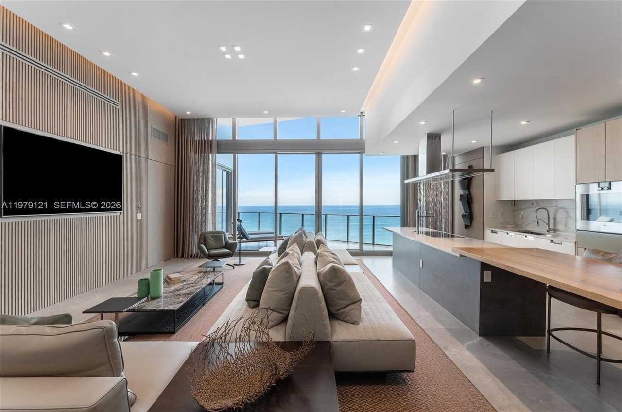 15701 Collins Ave #4802 - Photo 3 of 48