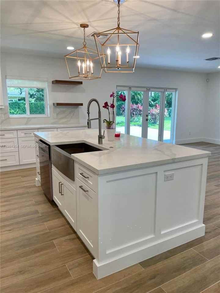 10343 Sw 114th St - Photo 6 of 25