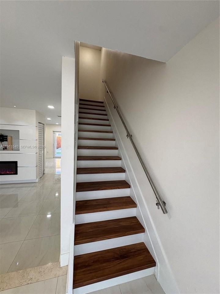 5261 Nw 190th St #5261 - Photo 3 of 30