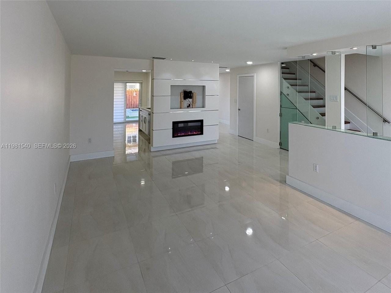 5261 Nw 190th St #5261 - Photo 4 of 30