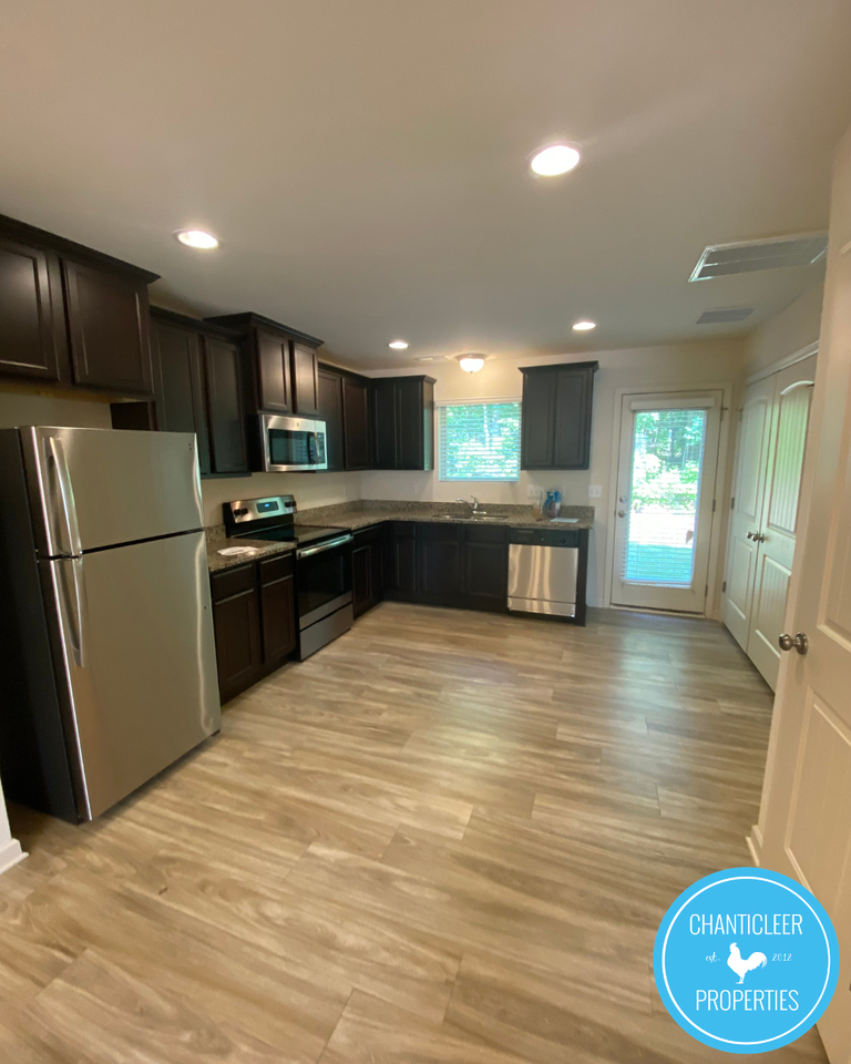 6 Rochambeau Ct #1 - Photo 2 of 14