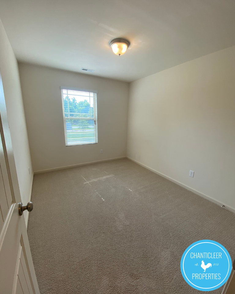 6 Rochambeau Ct #1 - Photo 5 of 14