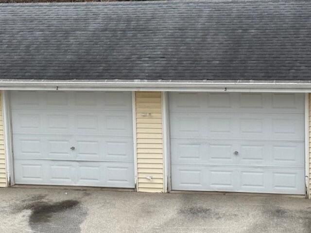 721 Princeton Ct - Photo 4 of 25