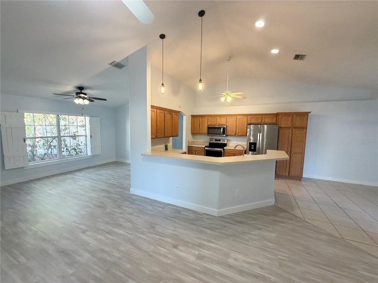 2511 Rushmore St - Photo 4 of 18