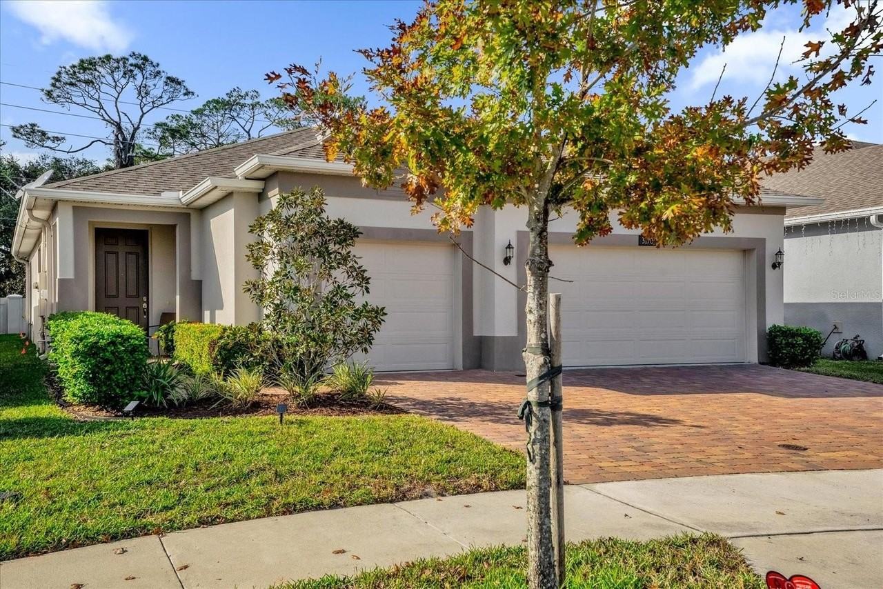 3170 Wauseon Dr - Photo 2 of 36