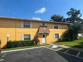featured image of 1627 W Oak Ridge Rd #D