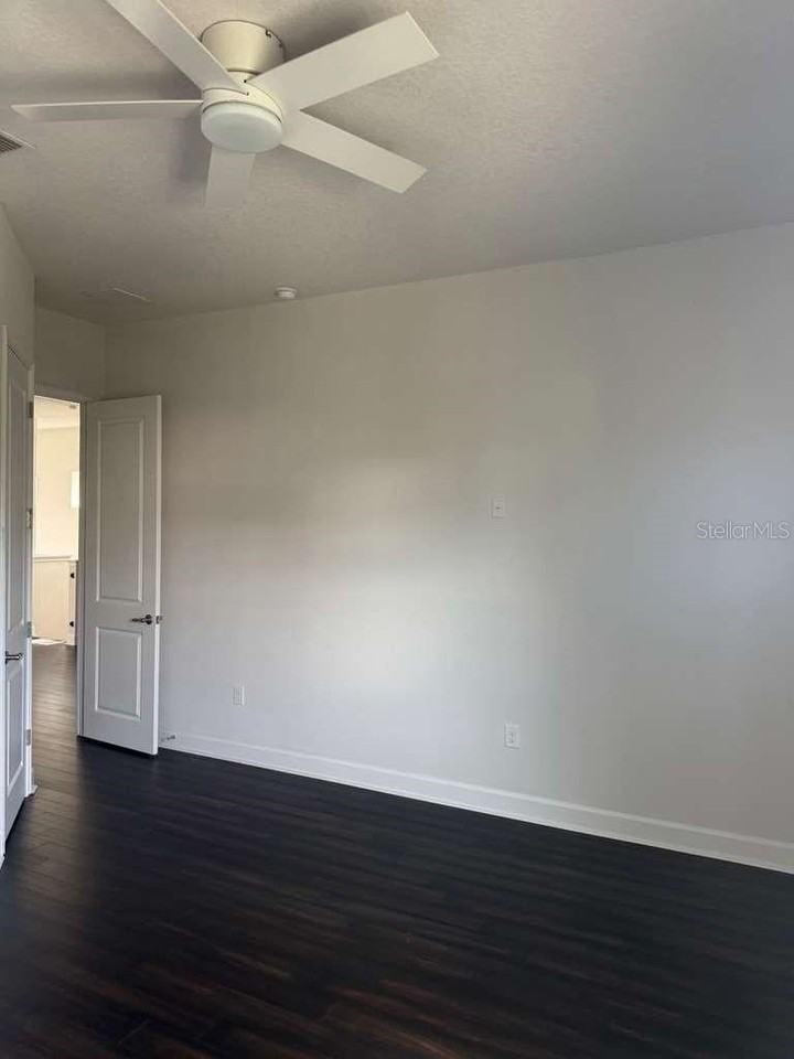 8370 Via Vittoria Way - Photo 6 of 9