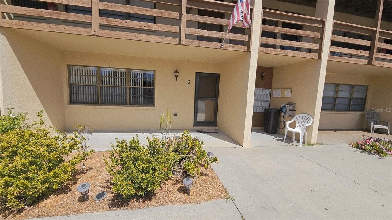 8 Quails Run Blvd #3 - Photo 2 of 36