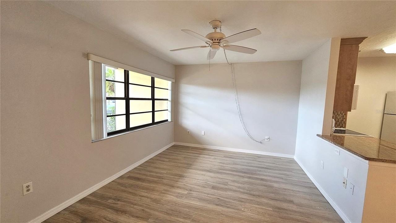 8 Quails Run Blvd #3 - Photo 7 of 36