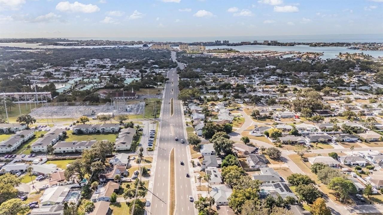 6472 113th St - Photo 6 of 36