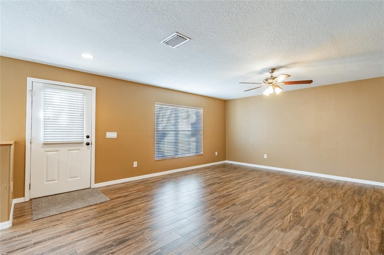 6246 Maisie Rd - Photo 3 of 27