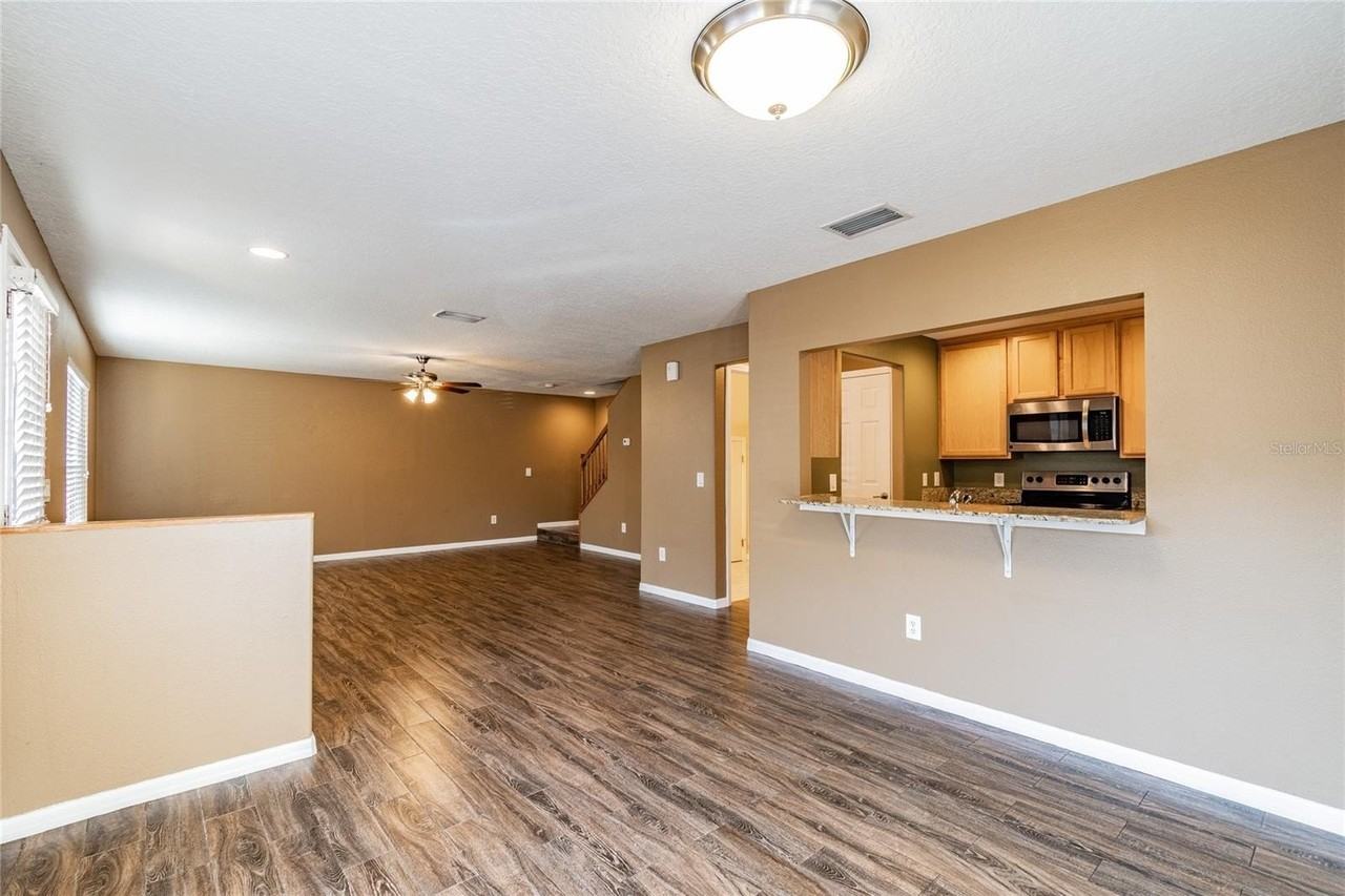 6246 Maisie Rd - Photo 4 of 27